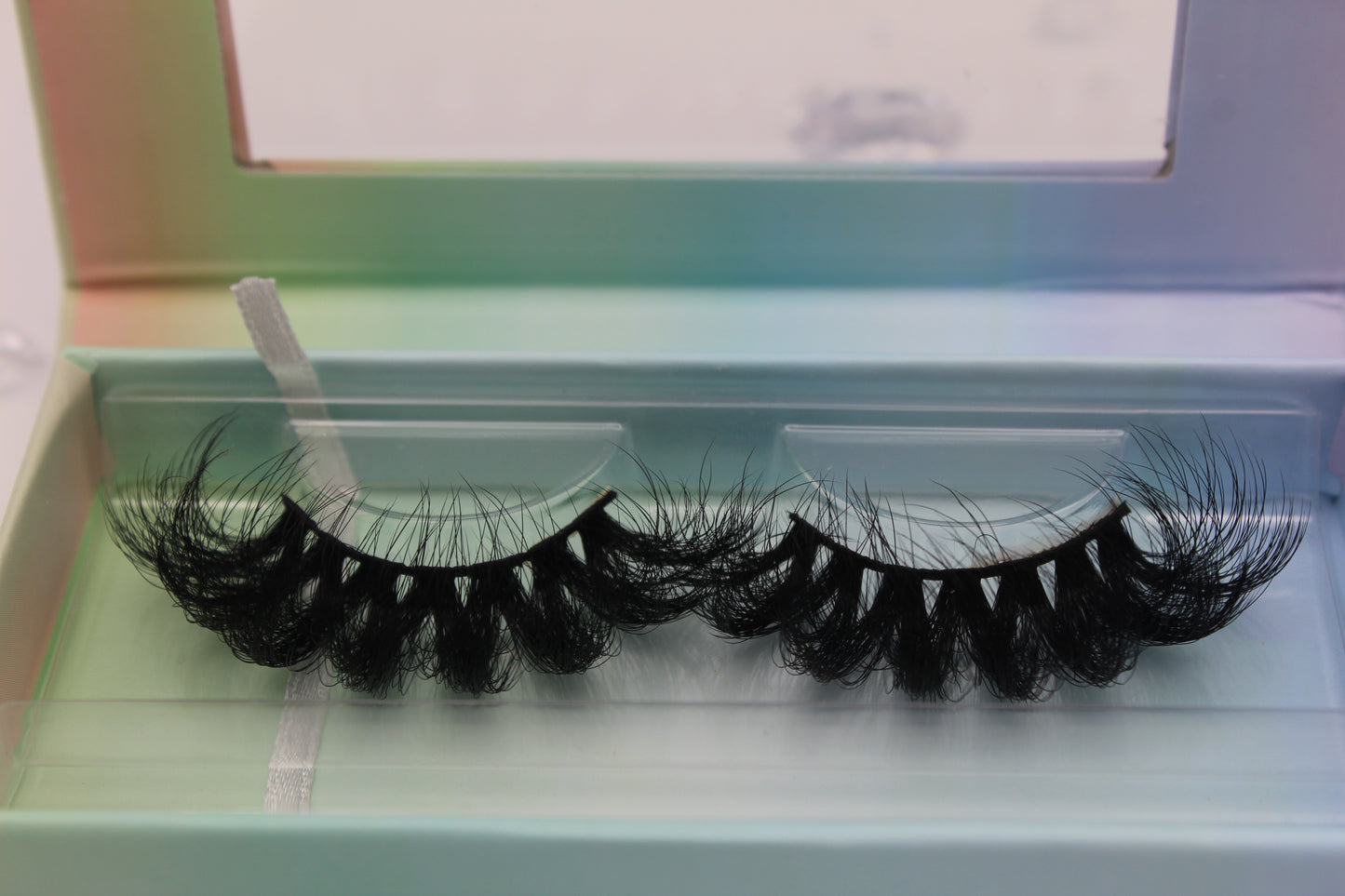 Voluminous - 25mm Premium Strip Lashes